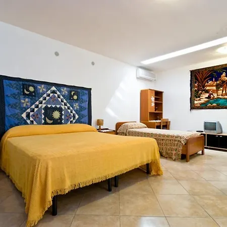 圣库苏马诺开放式空间公寓 公寓